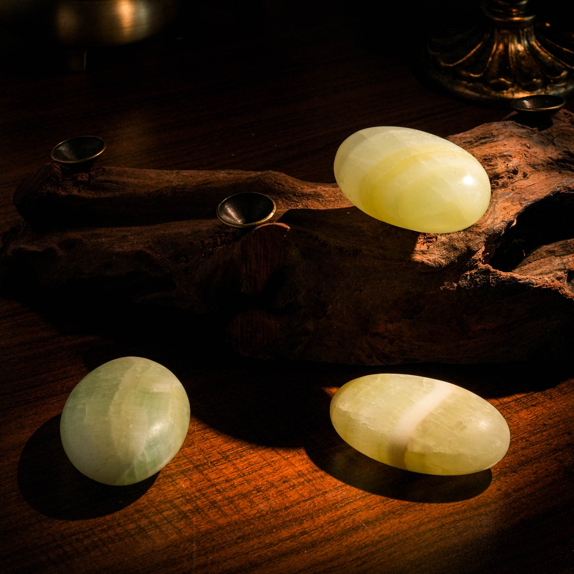 Afghan Jade Palm Stone - helmsman - crystal