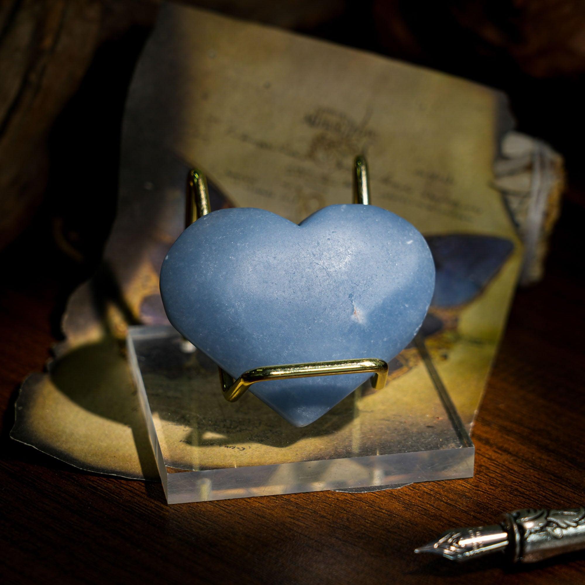 Angelite Heart - helmsman - crystal