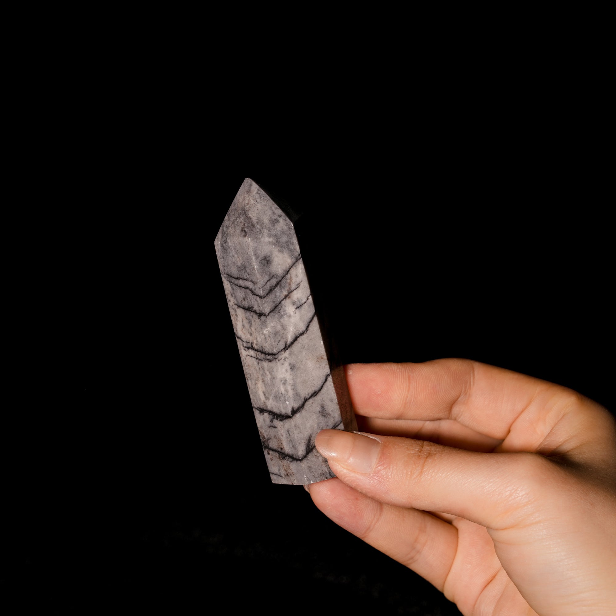 Black Network Stone Point - helmsman - crystal
