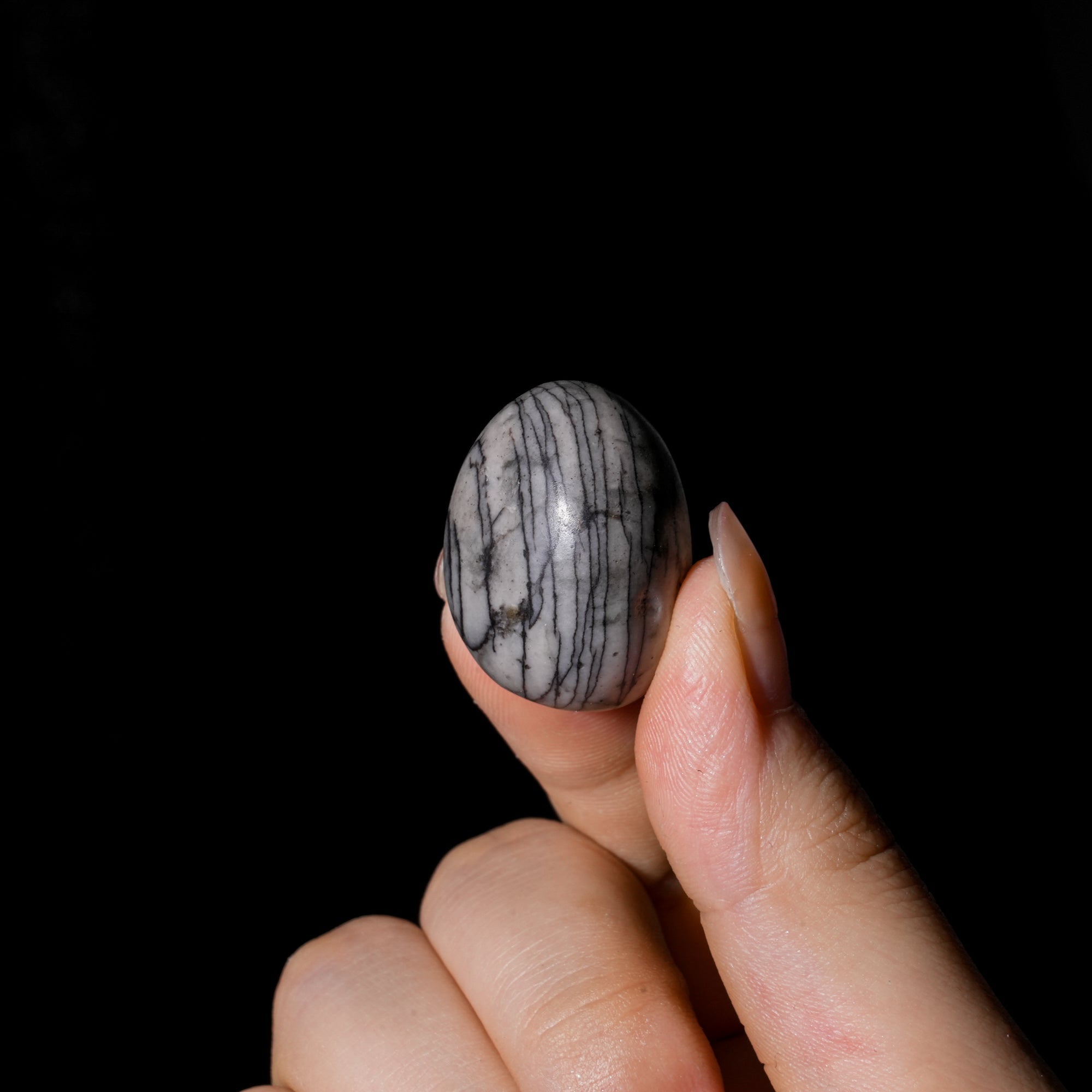 Black Network Tumbled Stone Set - helmsman - crystal