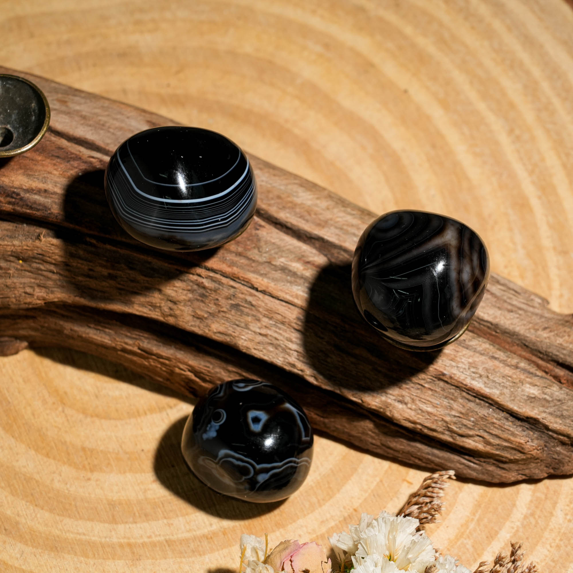 Black Onyx Tumbled Stone Set - helmsman - crystal