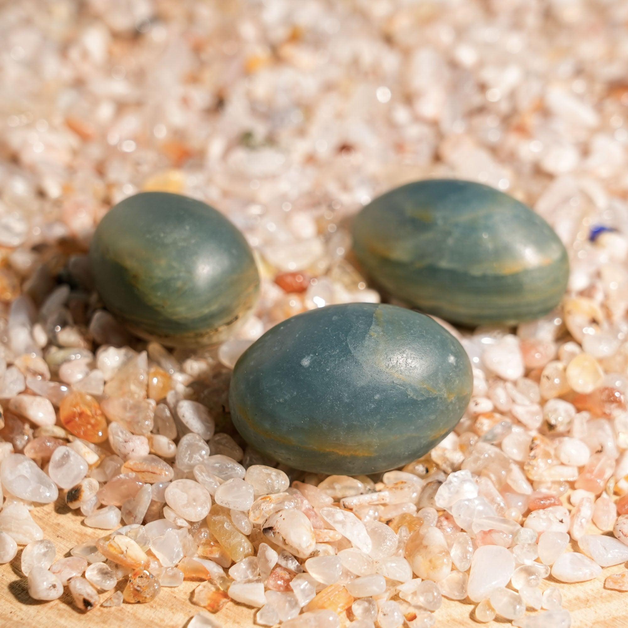 Blue Onyx Tumbled Stone Set - helmsman - crystal