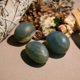 Blue Onyx Tumbled Stone Set - helmsman - crystal