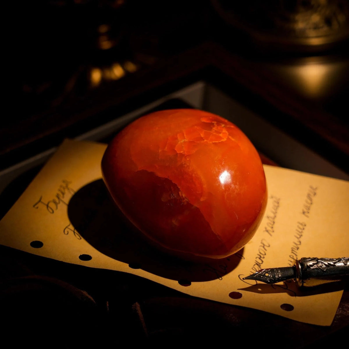 Carnelian Palm Stone - helmsman - crystal