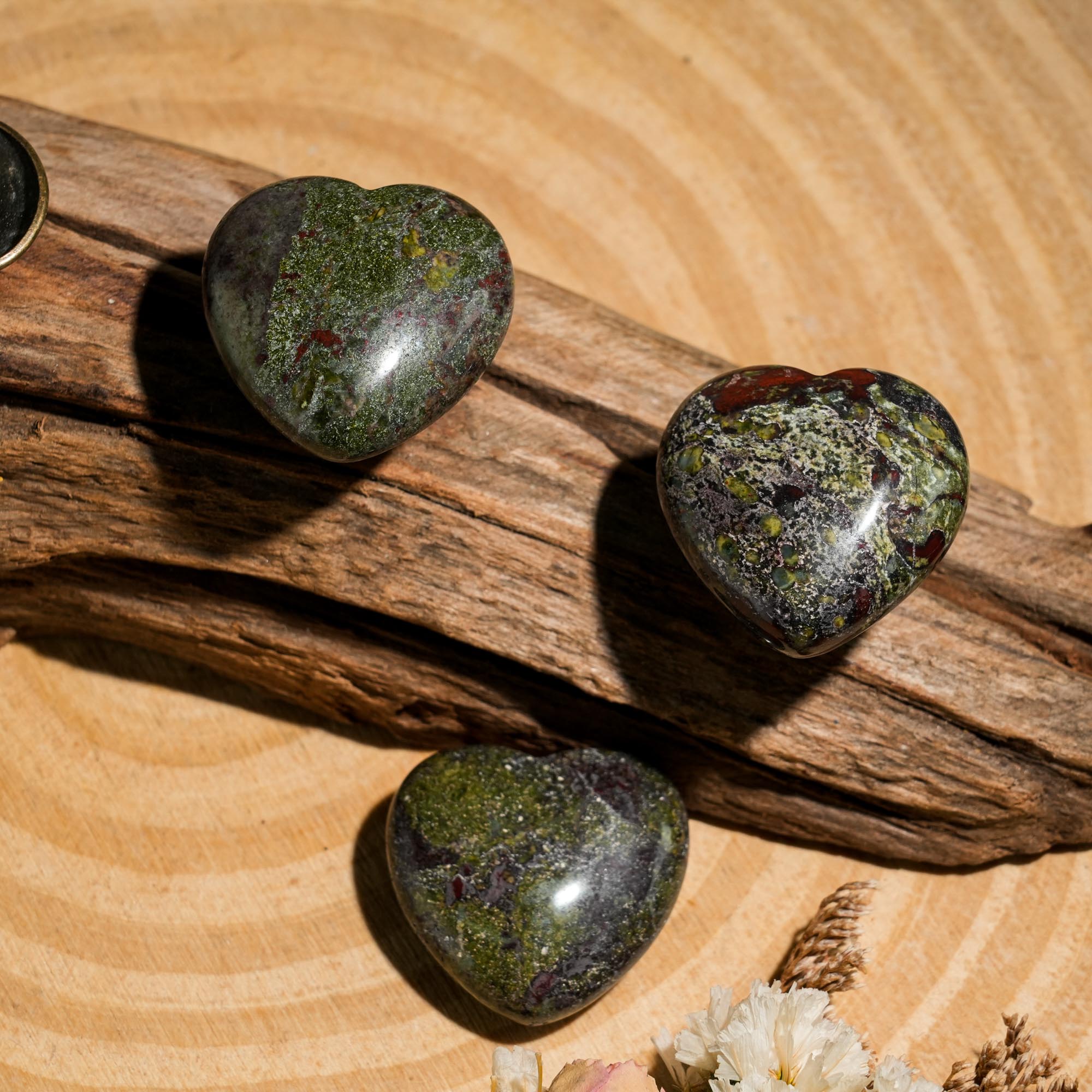 Dragon Blood Stone Mini Heart Set - helmsman - crystal