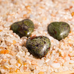 Dragon Blood Stone Mini Heart Set - helmsman - crystal