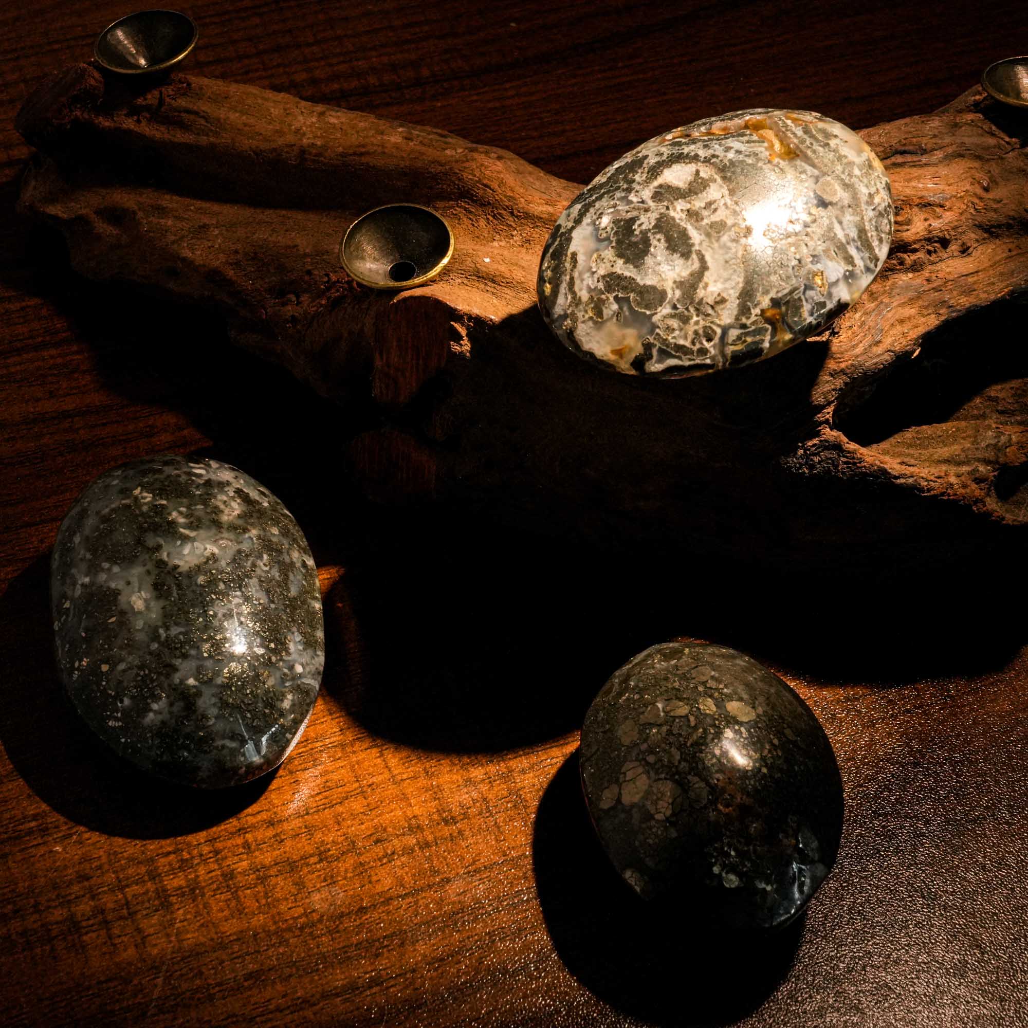 Marcasite Agate Palm Stone - helmsman - crystal