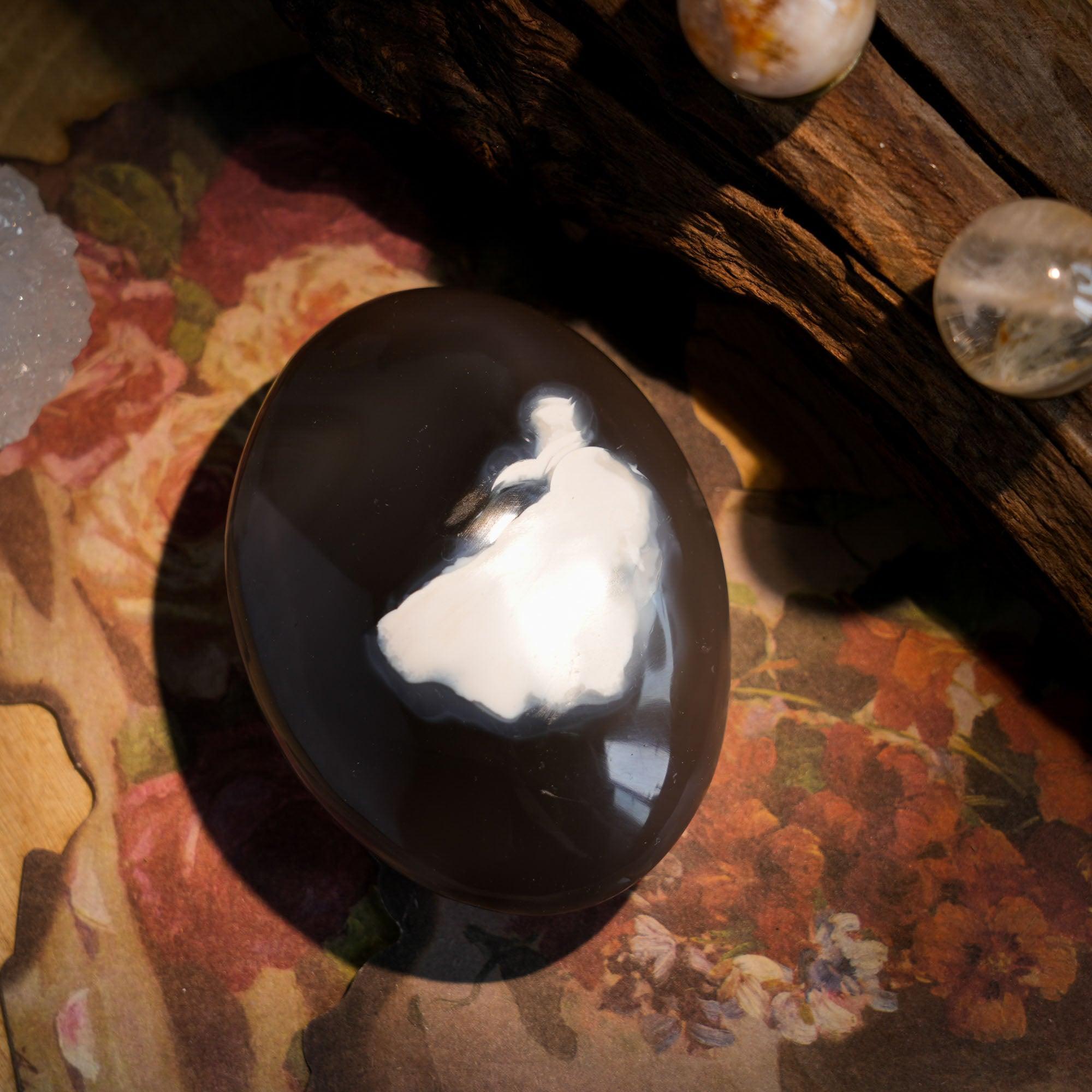 Orca Agate Palm Stone - helmsman - crystal