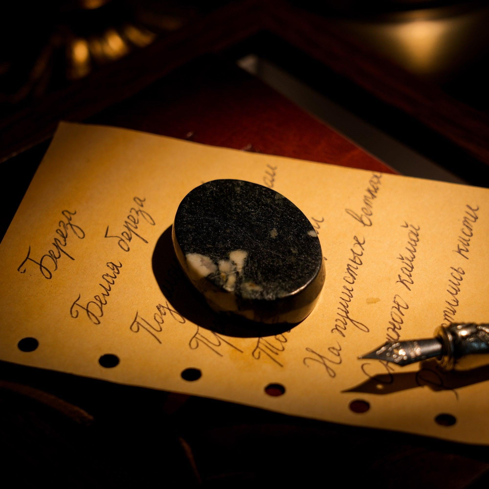 Peony Stone Palm Stone - helmsman - crystal