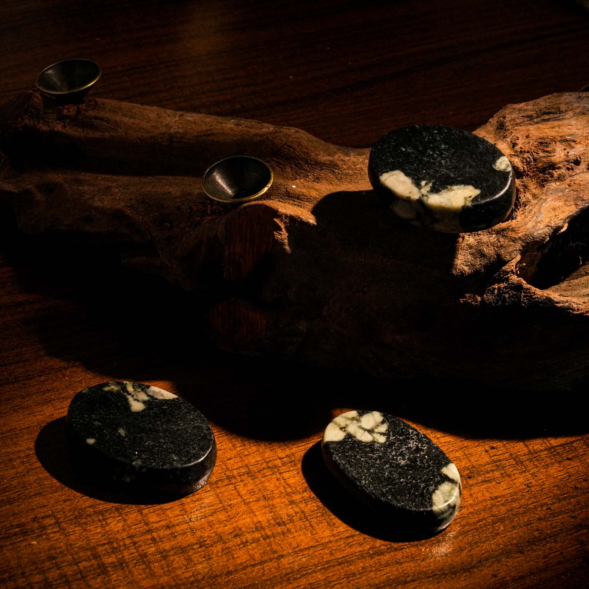 Peony Stone Palm Stone - helmsman - crystal