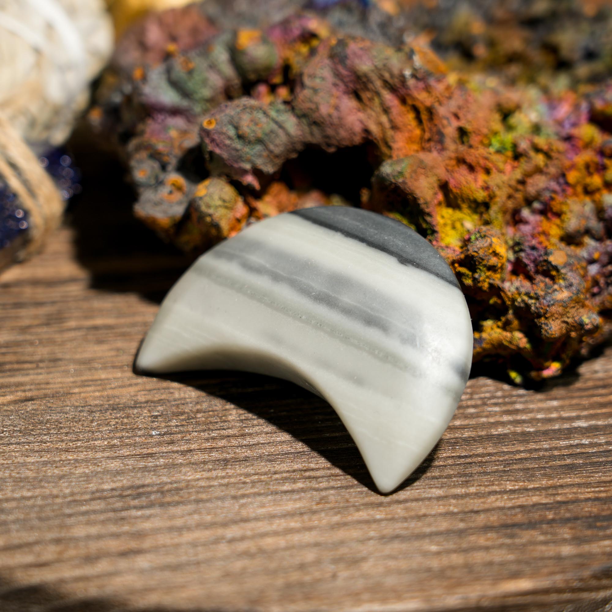 Taiji Jade Moon - helmsman - crystal