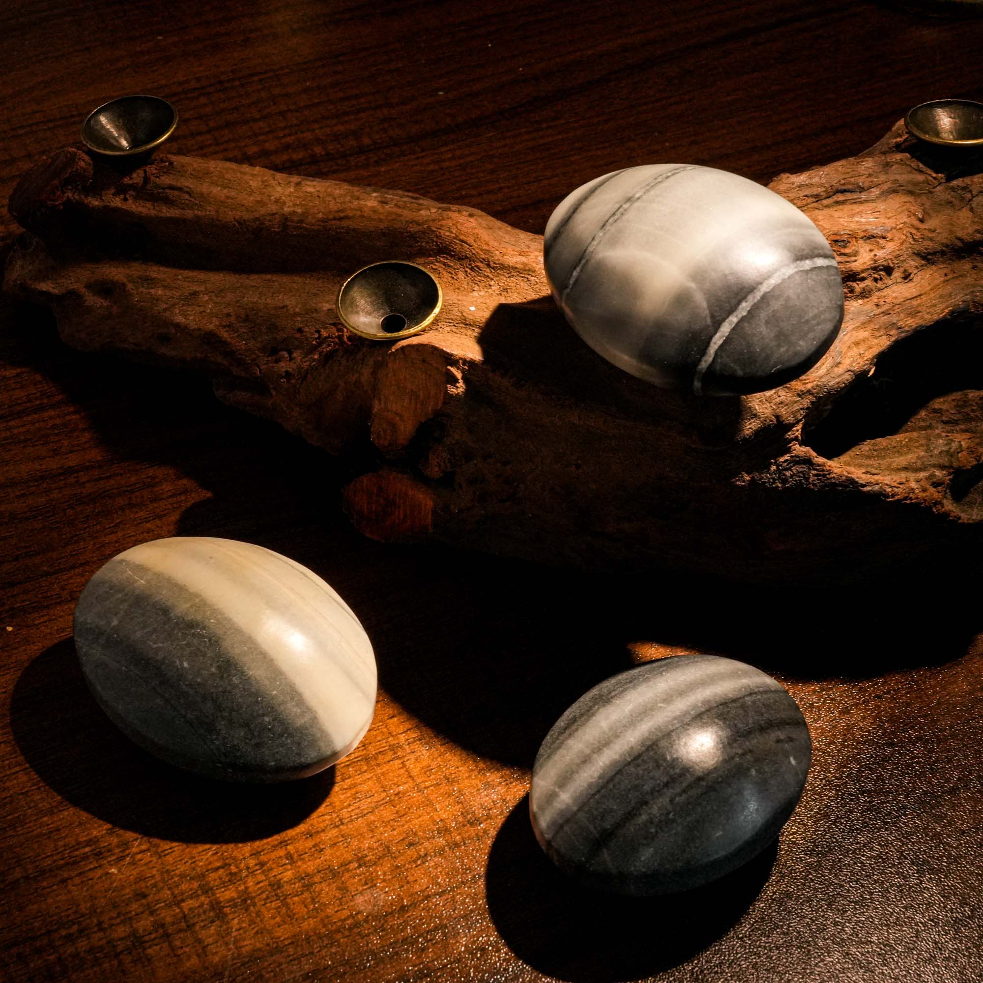 Taiji Jade Palm Stone - helmsman - crystal