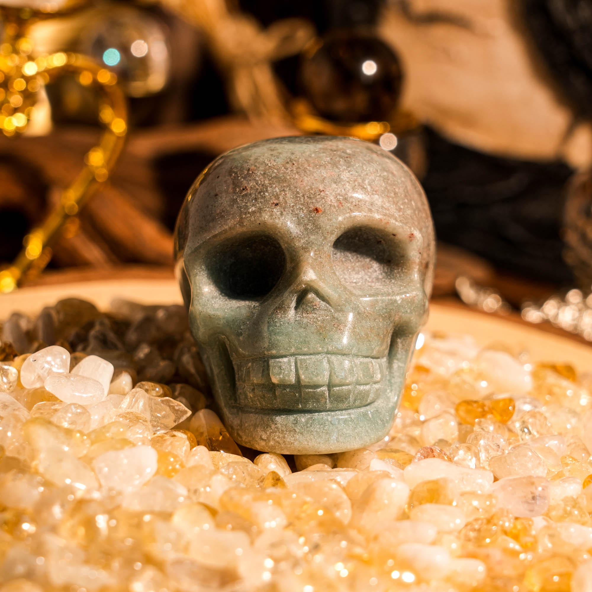 Trolite Skull - helmsman - crystal