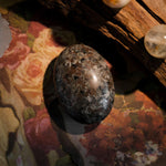 Yooperlite Palm Stone - helmsman - crystal