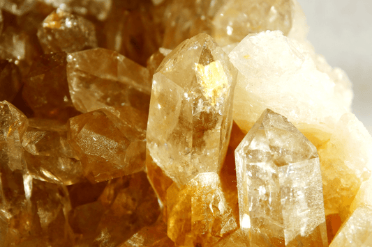 Crystals for Attracting Money: 10 Stones to Create Prosperity - helmsman-crystal