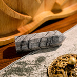 Shell Stone Point-Helmsman Crystal