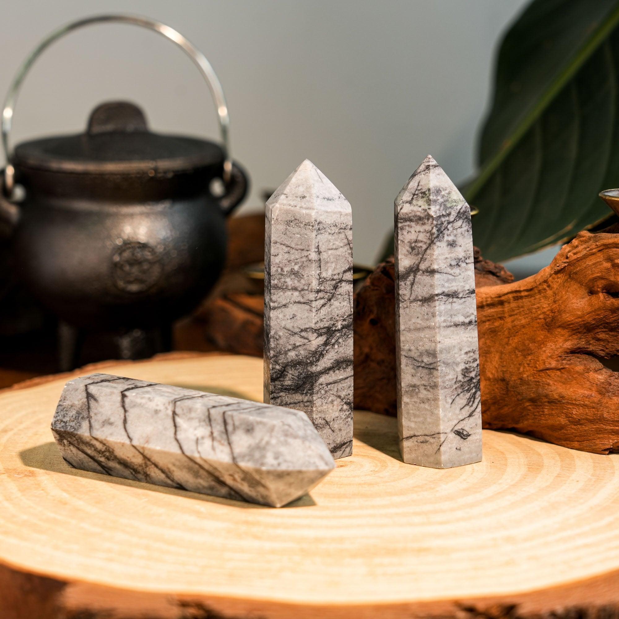 Black Network Stone Point - helmsman - crystal