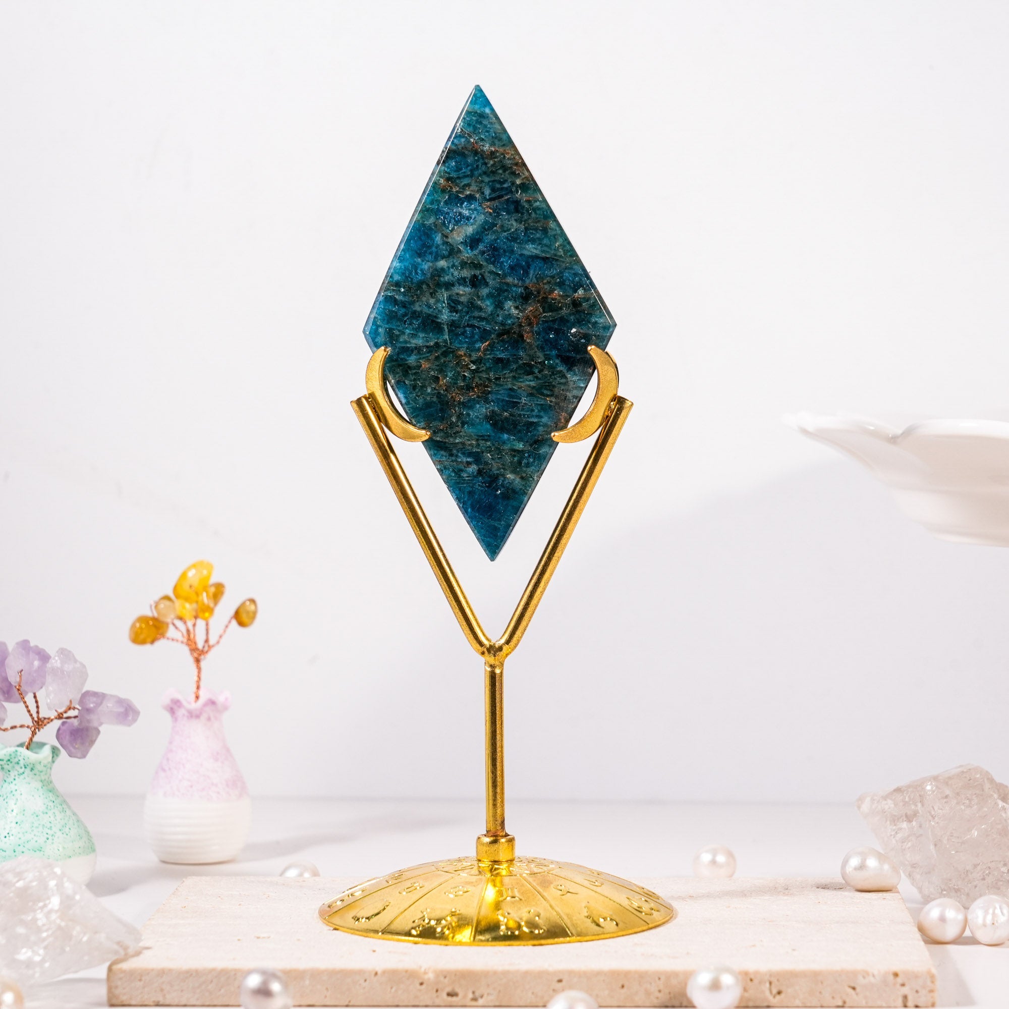 Blue Apatite Diamond Ornament - helmsman - crystal