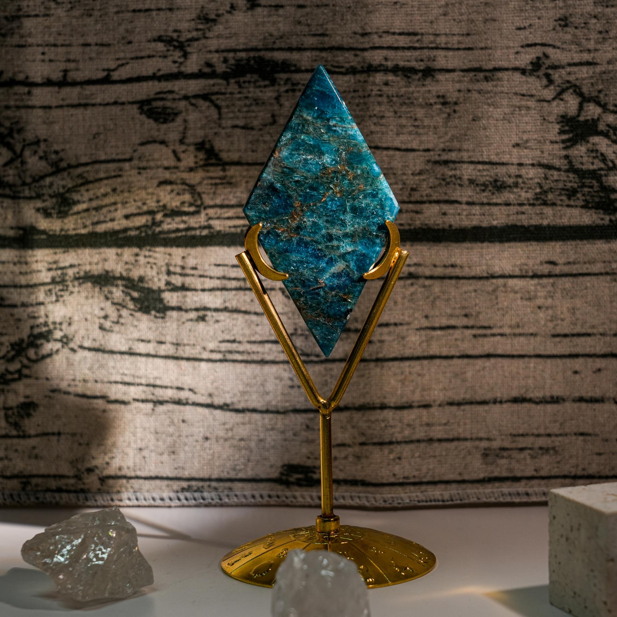Blue Apatite Diamond Ornament - helmsman - crystal