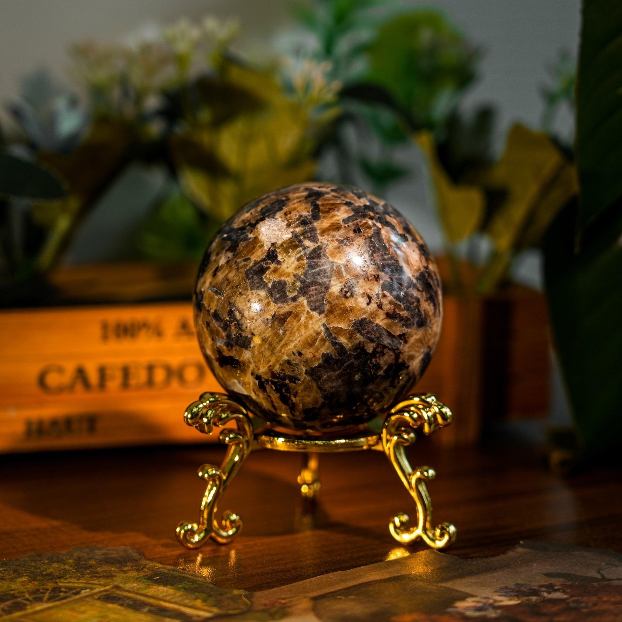 Fluorescent Mica Sphere - helmsman - crystal