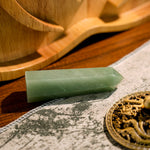 Green Aventurine Point - helmsman - crystal