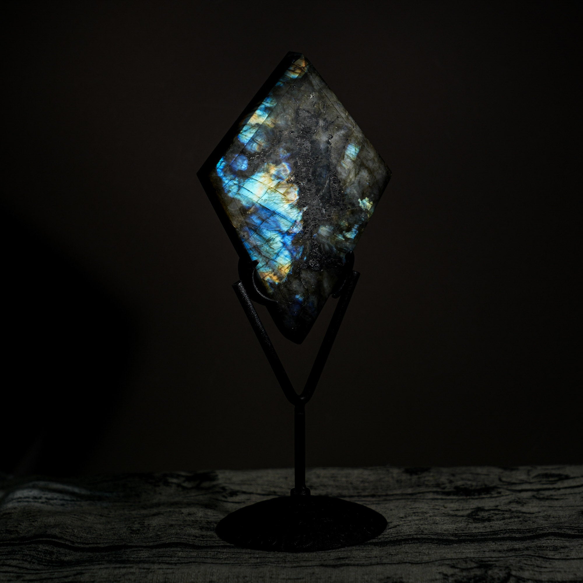 Labradorite Diamond - helmsman - crystal