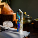 Labradorite Point - helmsman - crystal