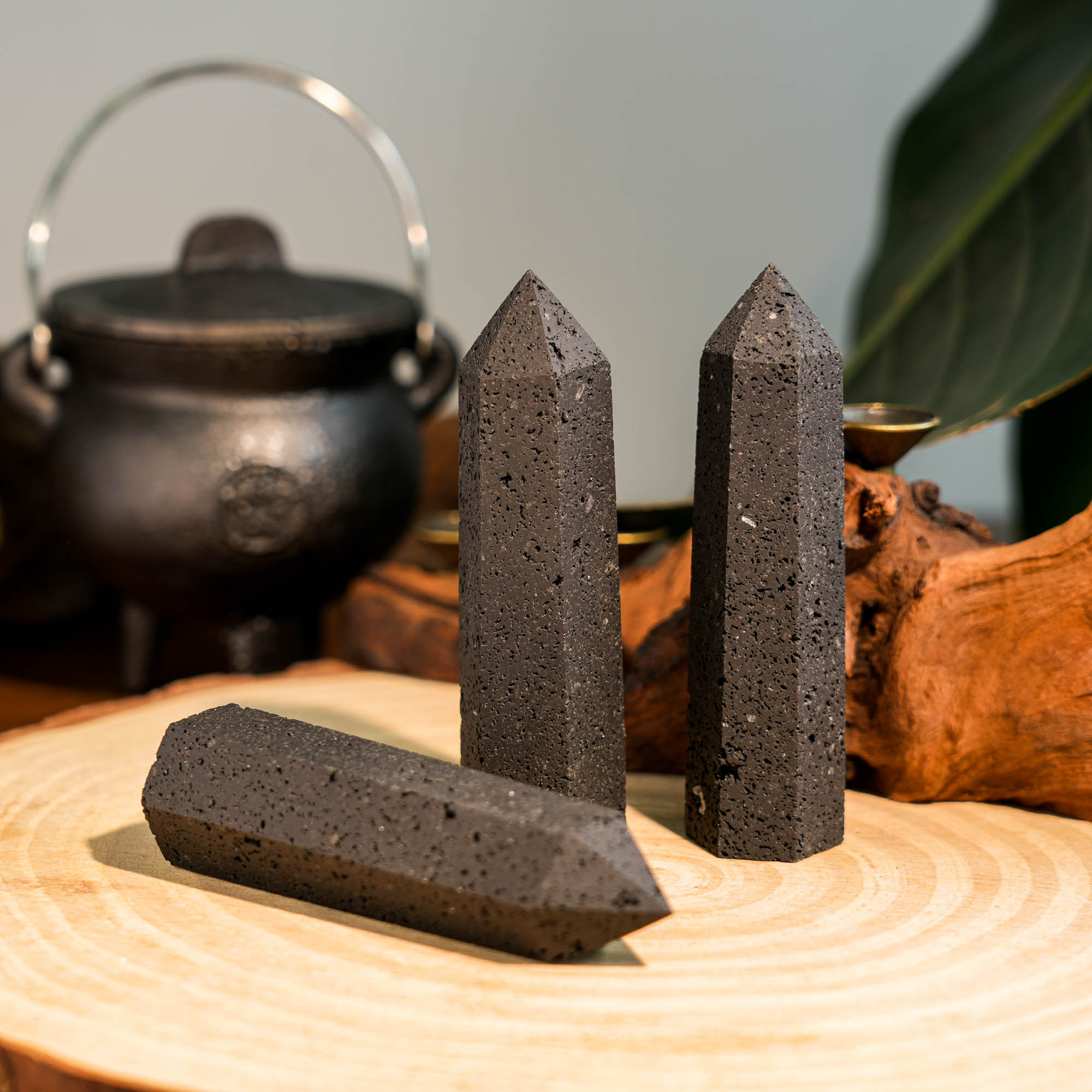 Lava Stone Point - helmsman - crystal