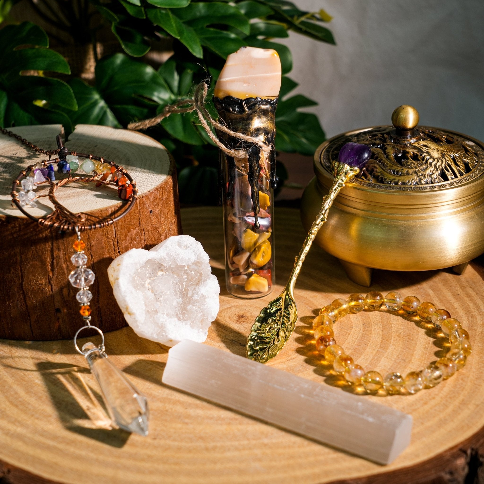 Manifestation Gift Box - helmsman - crystal