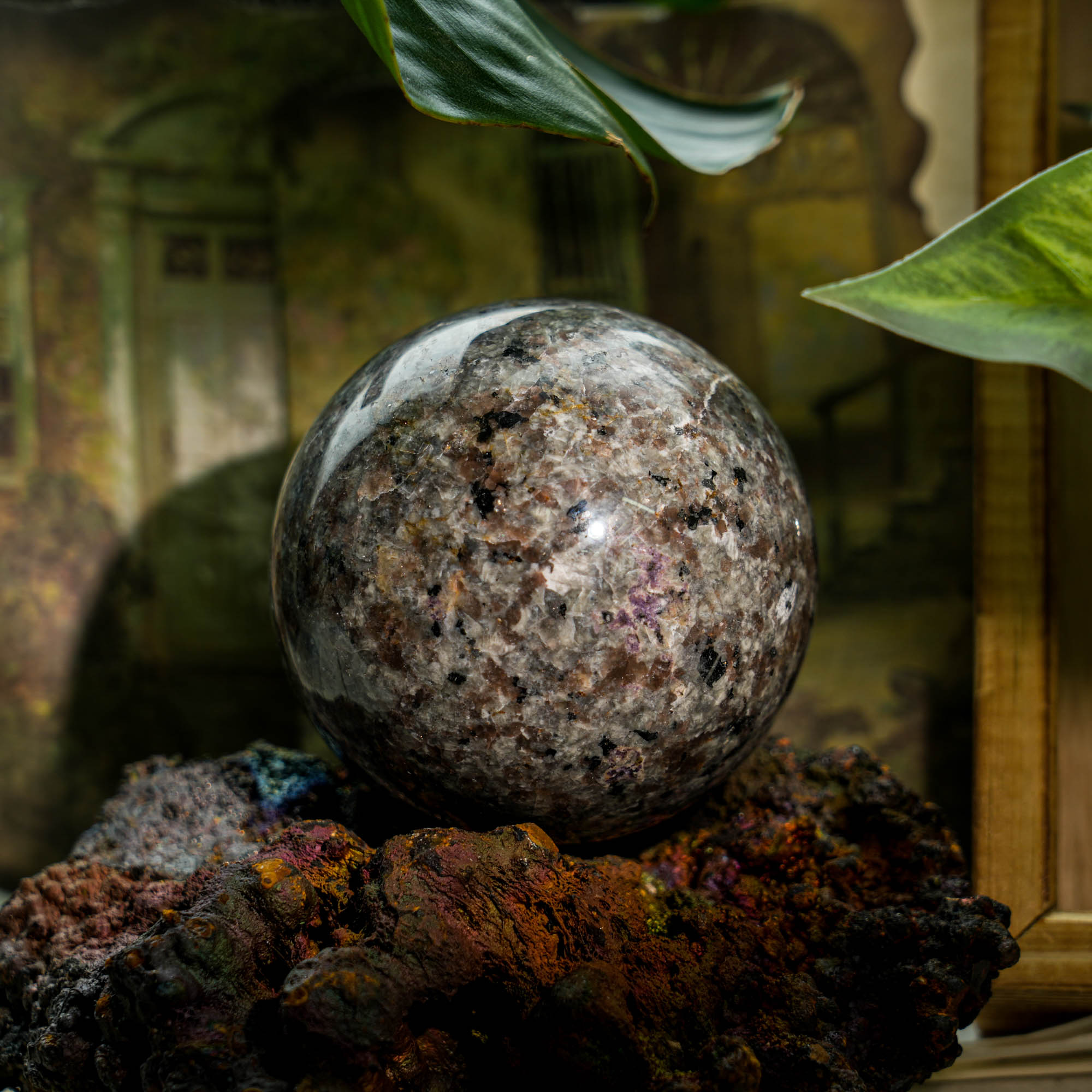 Yooperlite Sphere - helmsman - crystal